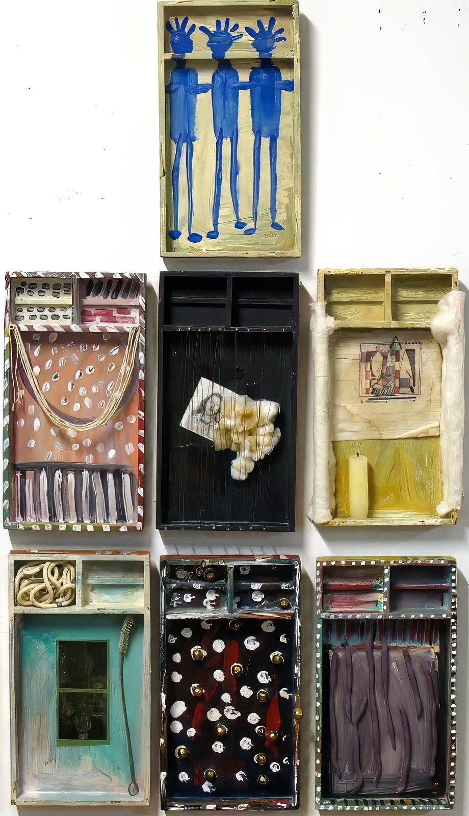 Seven Boxes for Nada